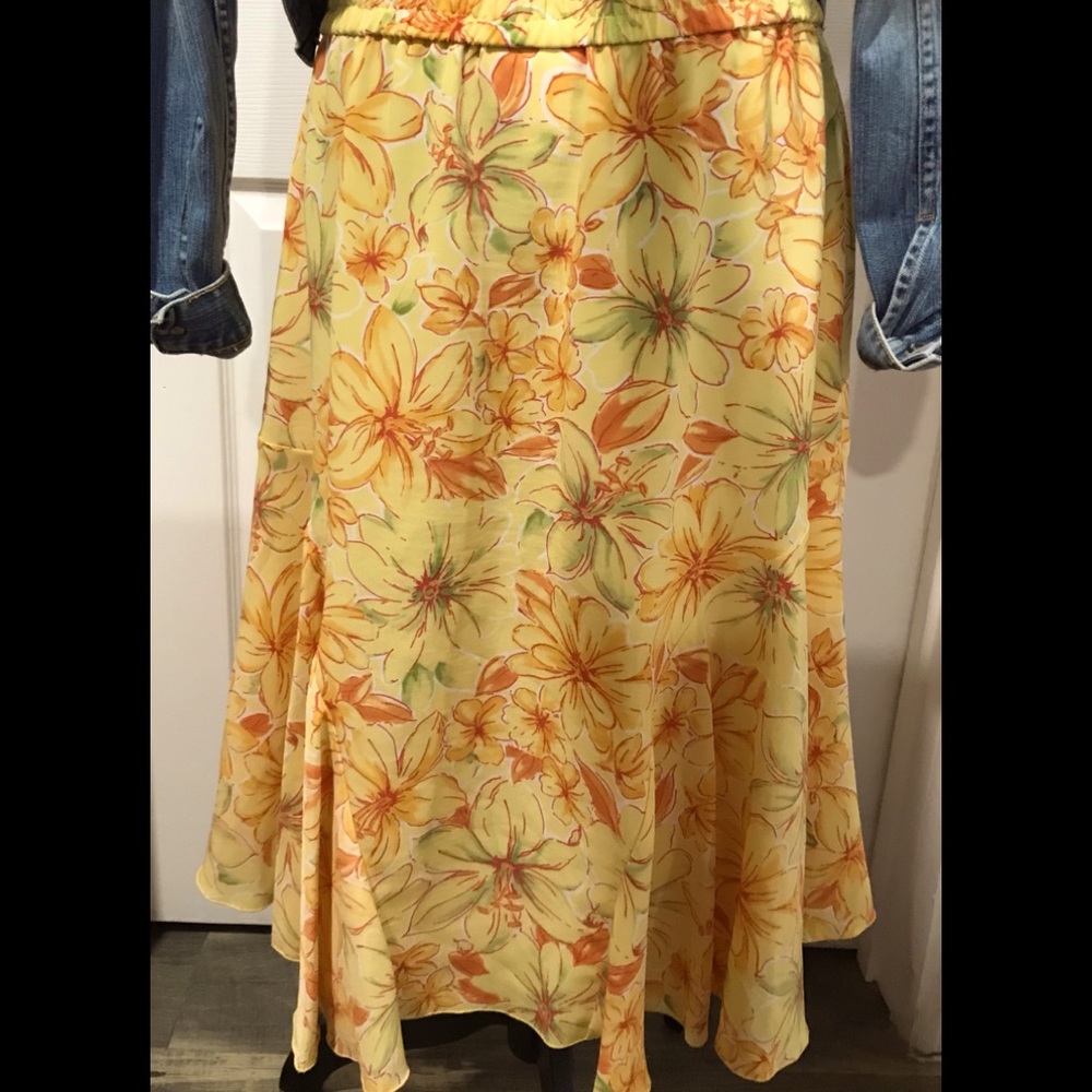 Coldwater Creek skirt Sz Petite Large